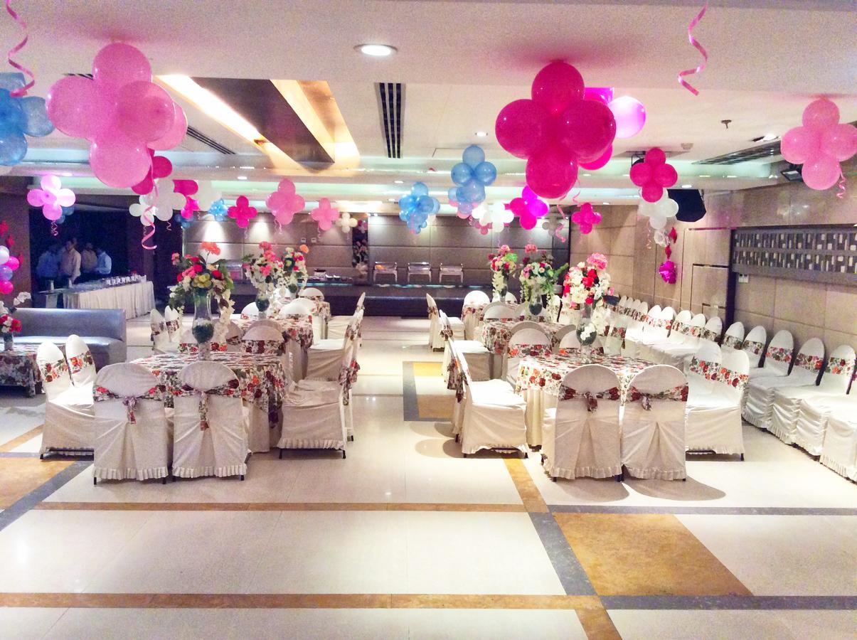 Hotel Gk International Chandīgarh Екстериор снимка